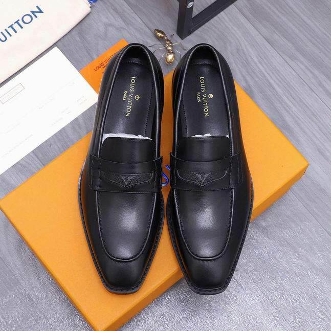 Picture of Louis Vuitton Shoes _SKULVsz39-45hnh023813987